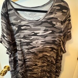 torrid Grey Camo Scoop Neck Tee